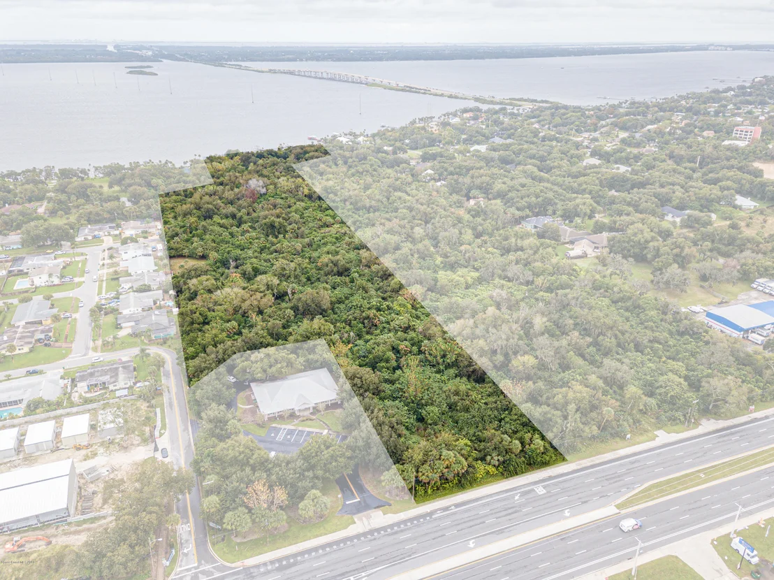 Photo of 3477 Indian River Drive N