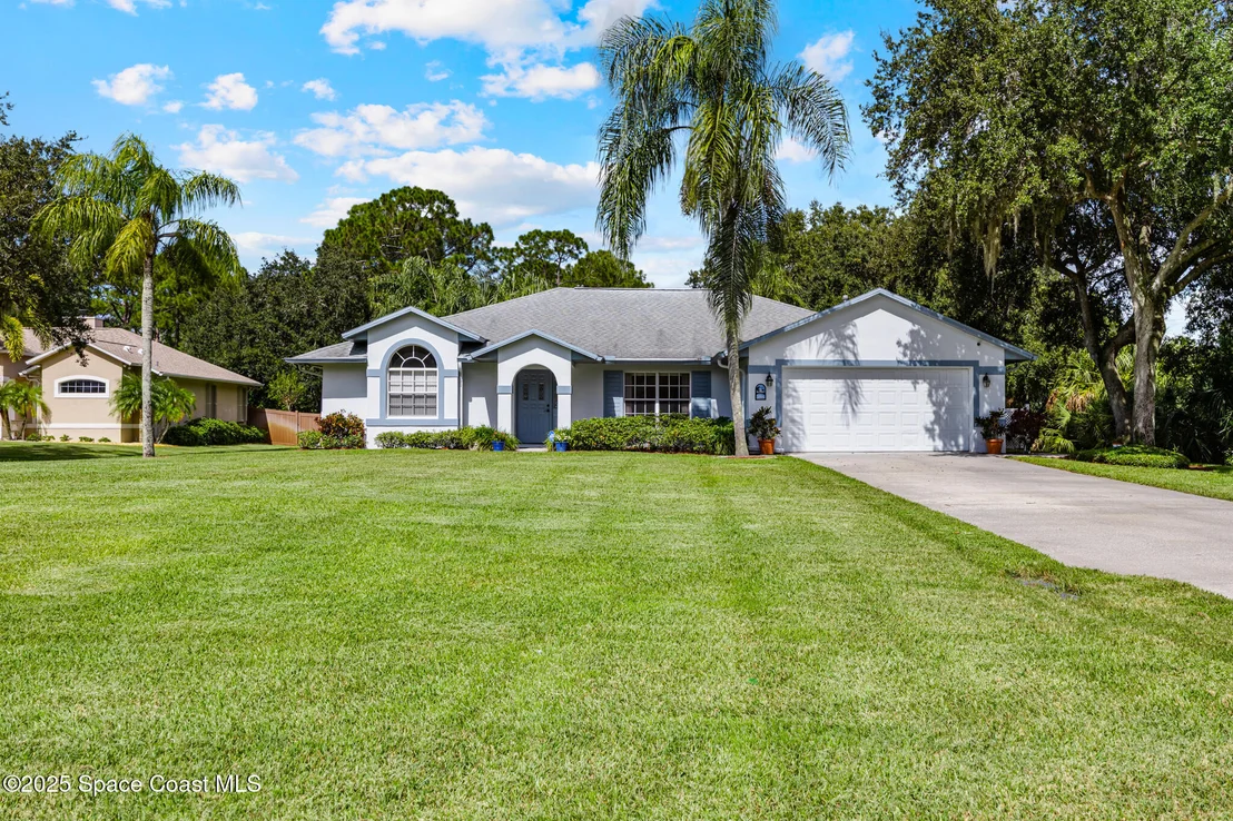 Photo of 2500 Fairfield Drive
