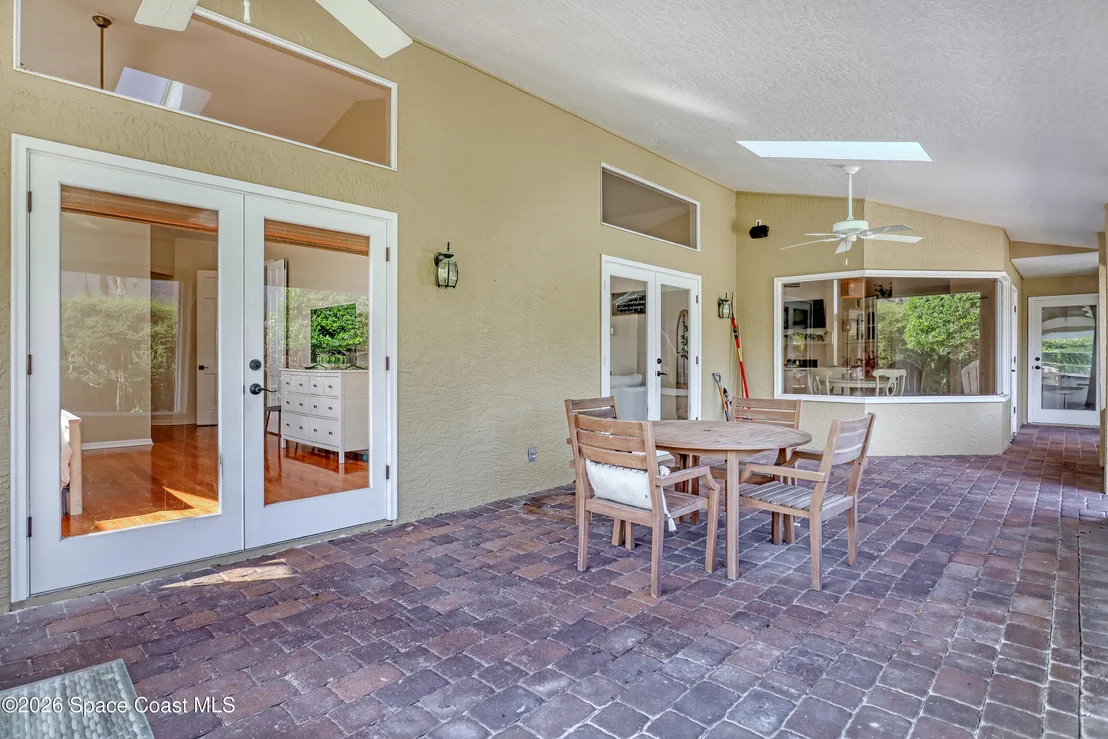 Photo of 402 Peregrine Drive