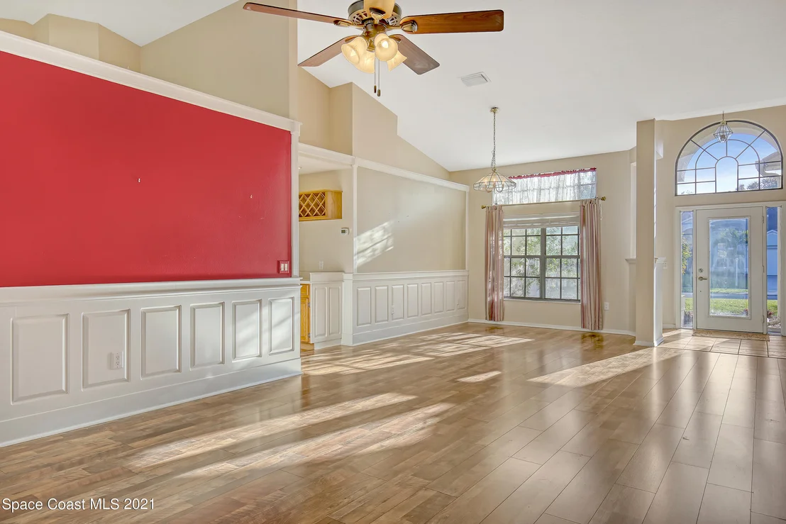 Photo of 1461 Wellington Circle