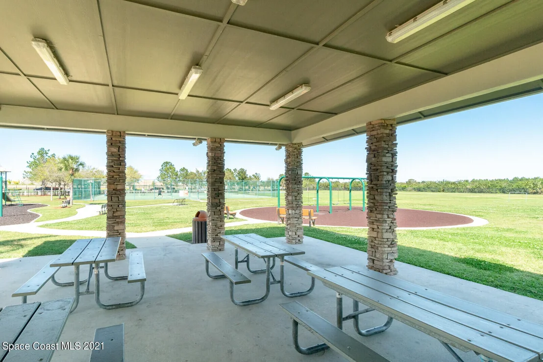 Photo of 3996 Four Lakes Drive