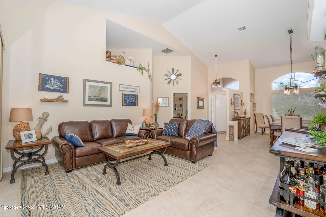 Photo of 993 Wildwood Drive