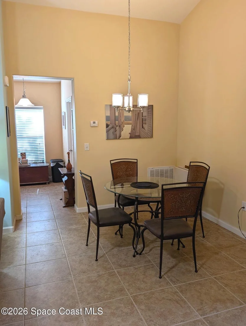Photo of 1540 Corbett Lane
