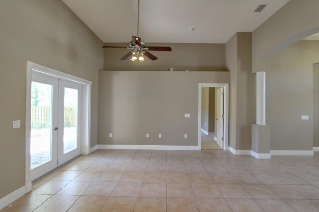 Photo of 326 Park Hill Boulevard