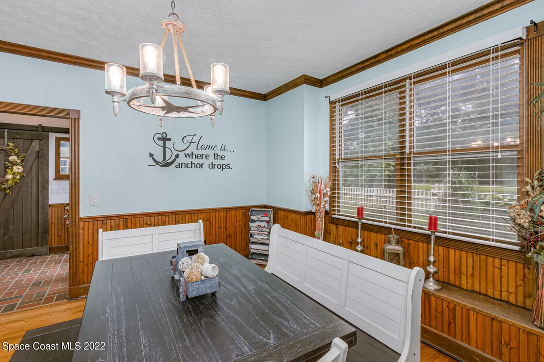 Photo of 2179 Turpentine Road