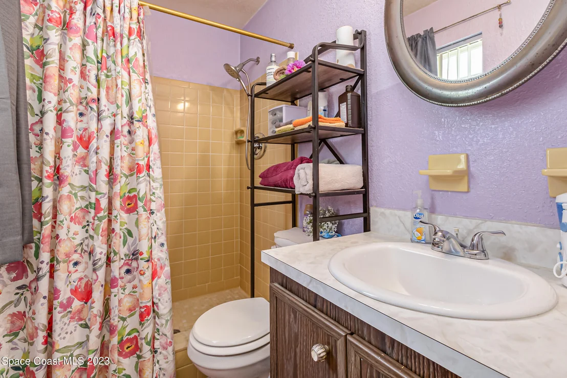 Photo of 1018 Bernice Road