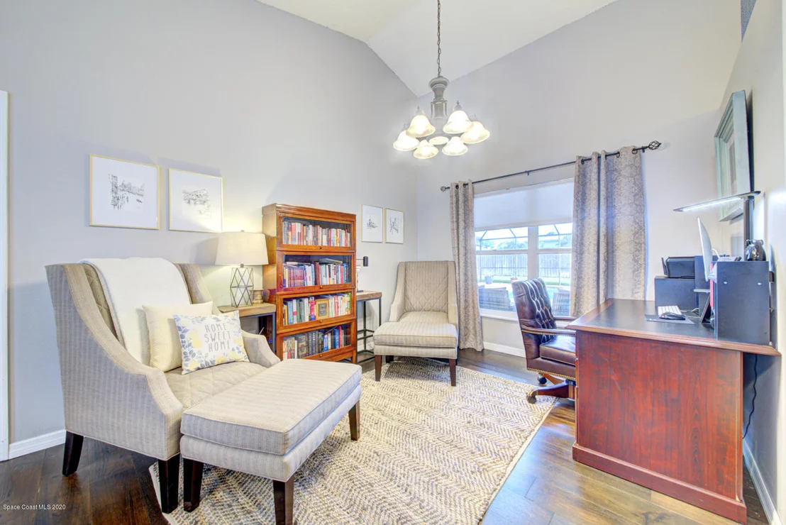 Photo of 2380 High Ridge Road