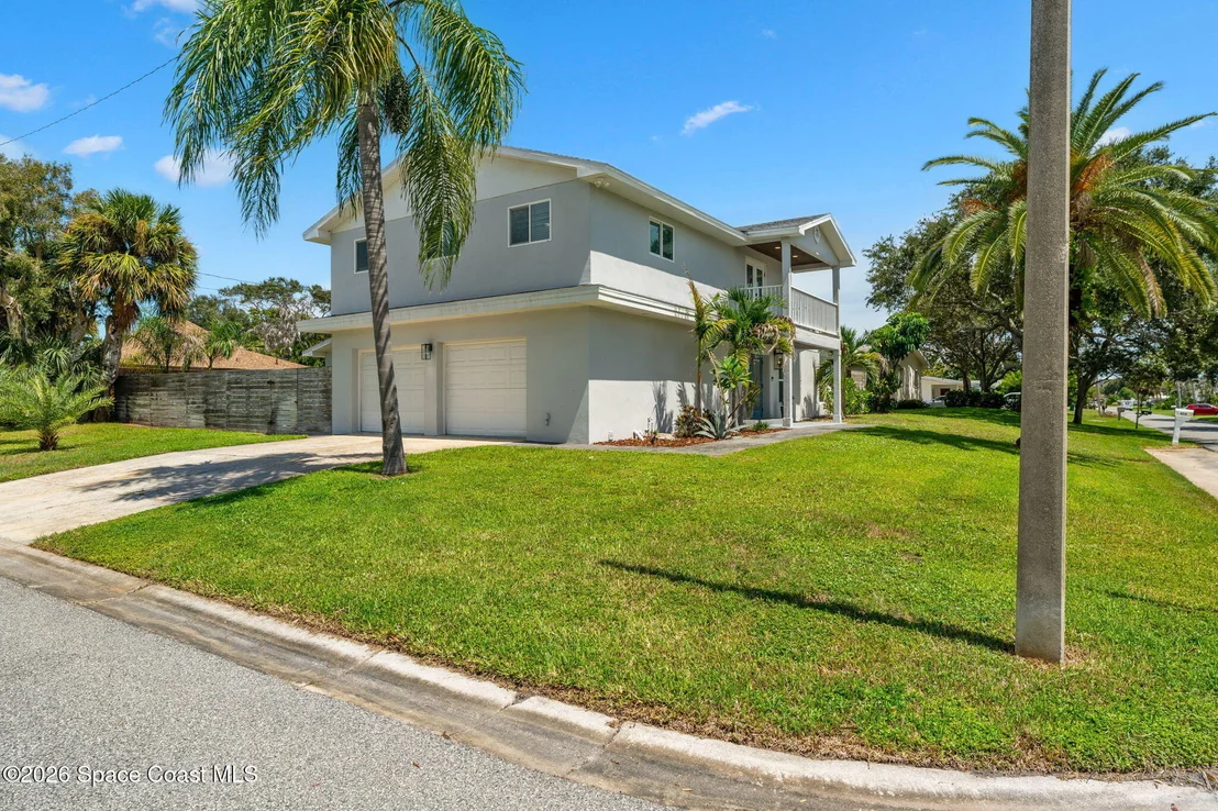 Photo of 470 Seabreeze Drive
