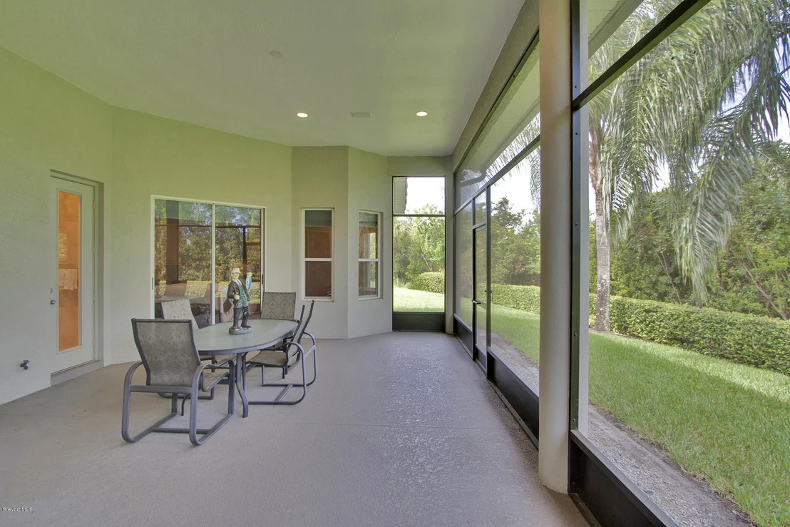 Photo of 8210 Compton Way