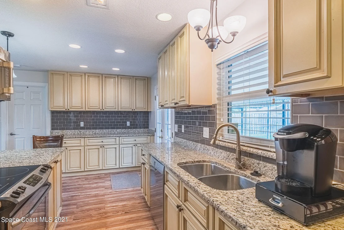 Photo of 845 Berkshire Drive
