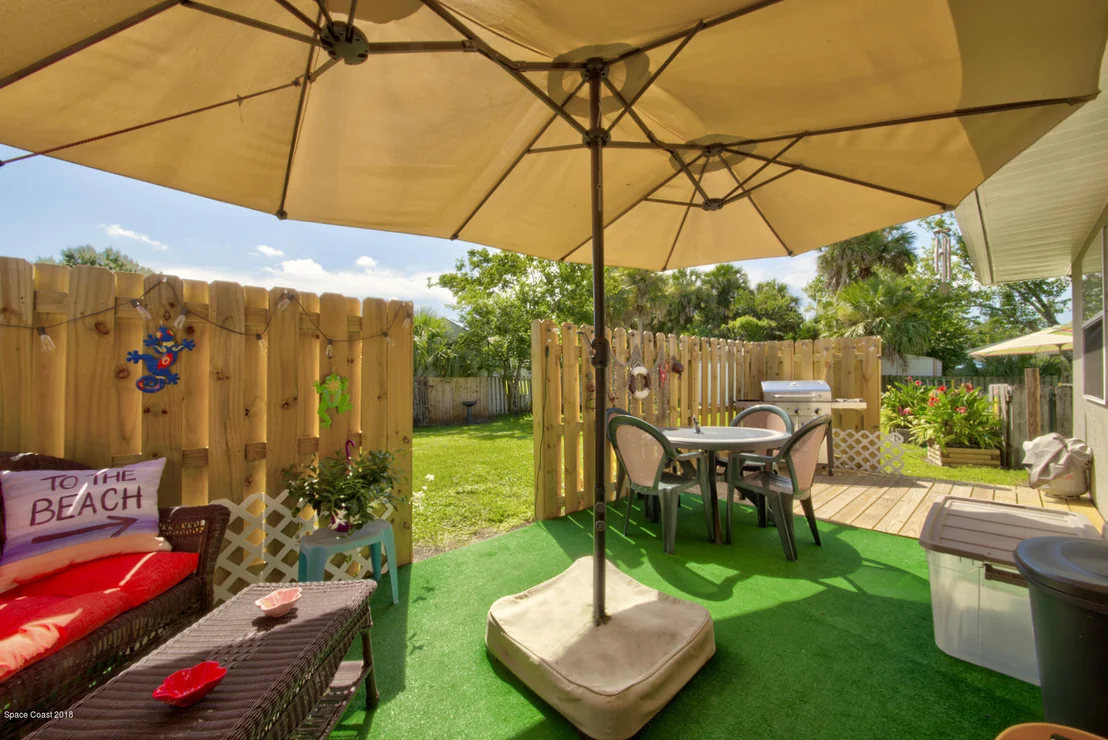 Photo of 6483 Bamboo Avenue
