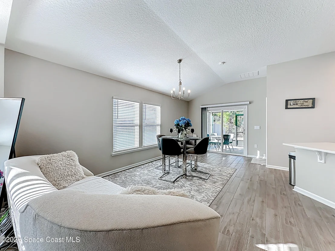 Photo of 65744 Edgewater Drive