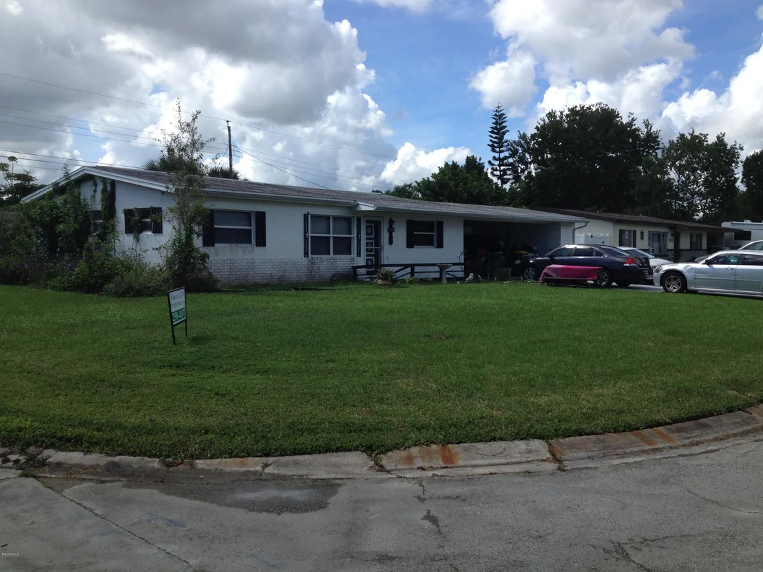 Photo of 2599 Boyd Avenue