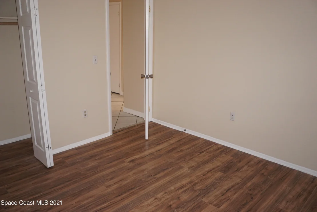Photo of 1052 Bernice Road