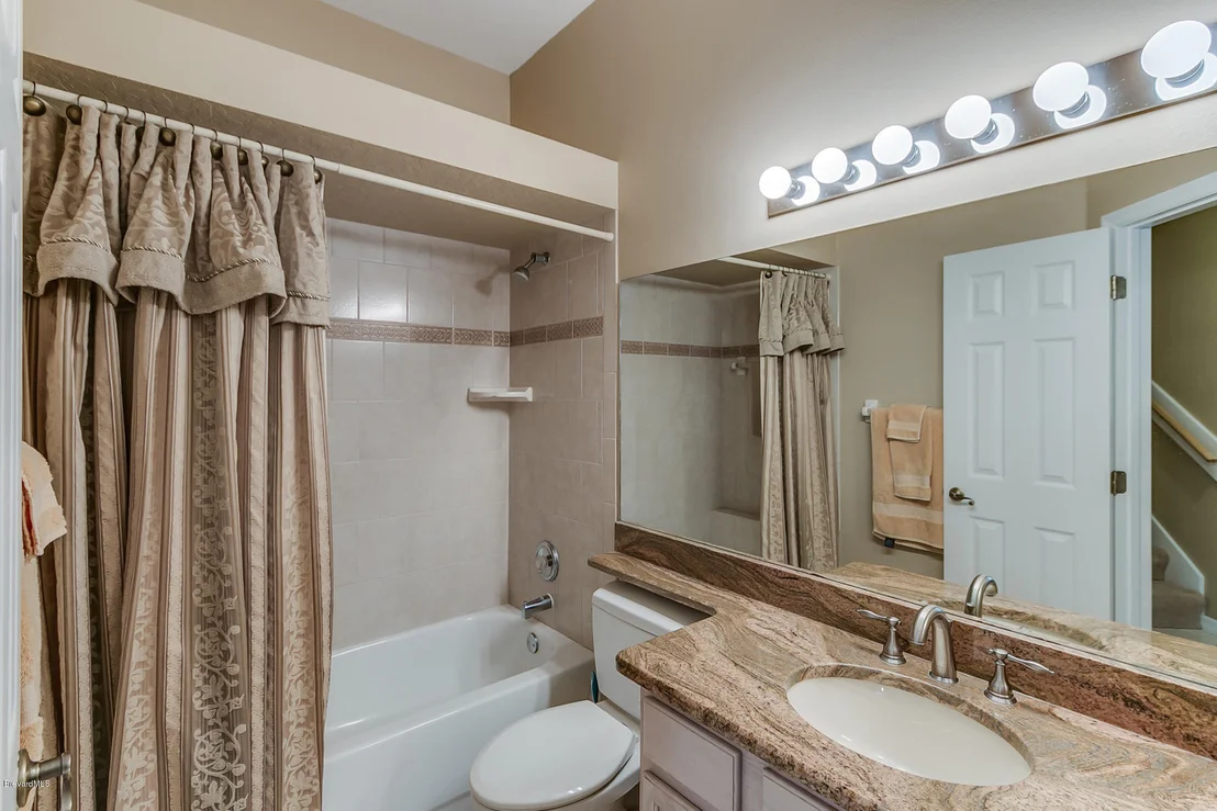 Photo of 4958 Alamanda Drive