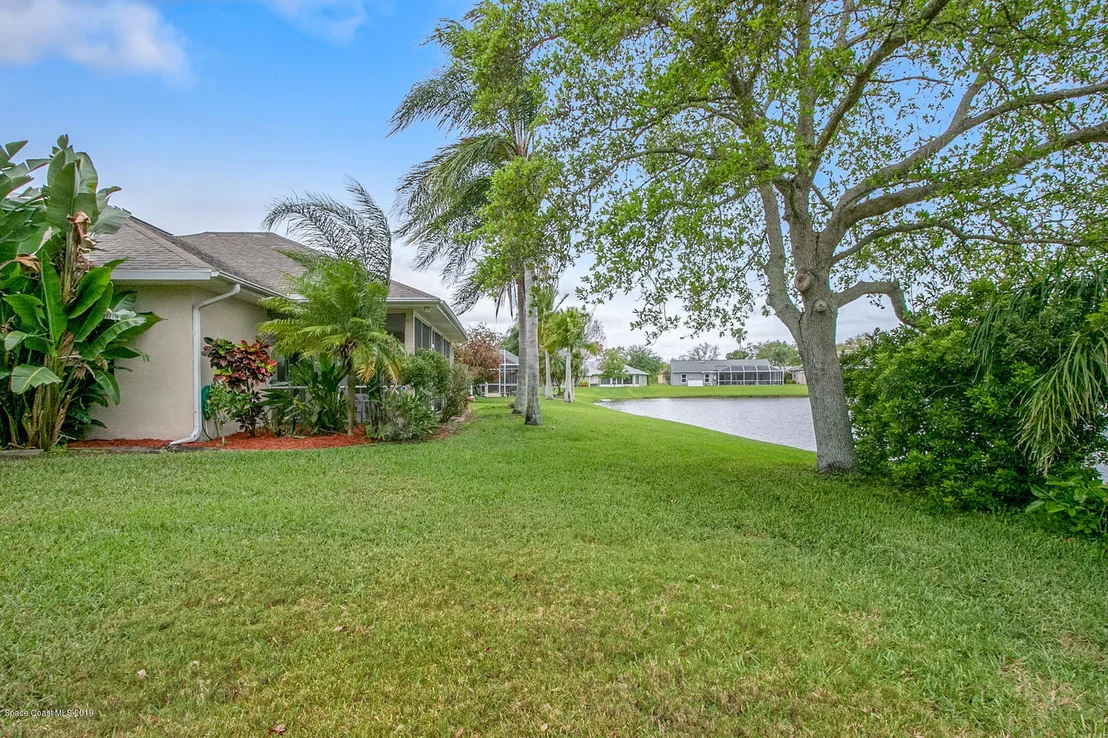 Photo of 4926 Buttonwood Drive