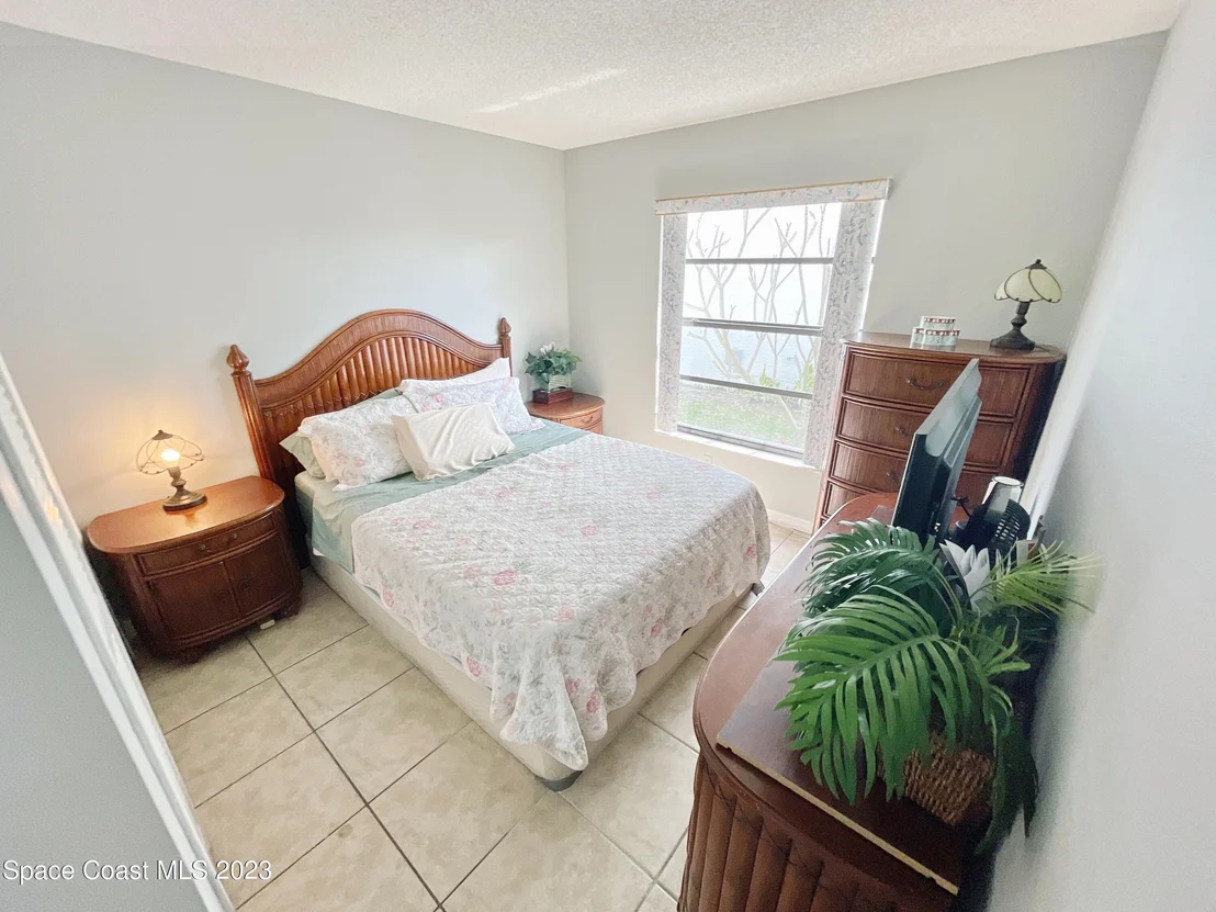 Photo of 1564 Clover Circle