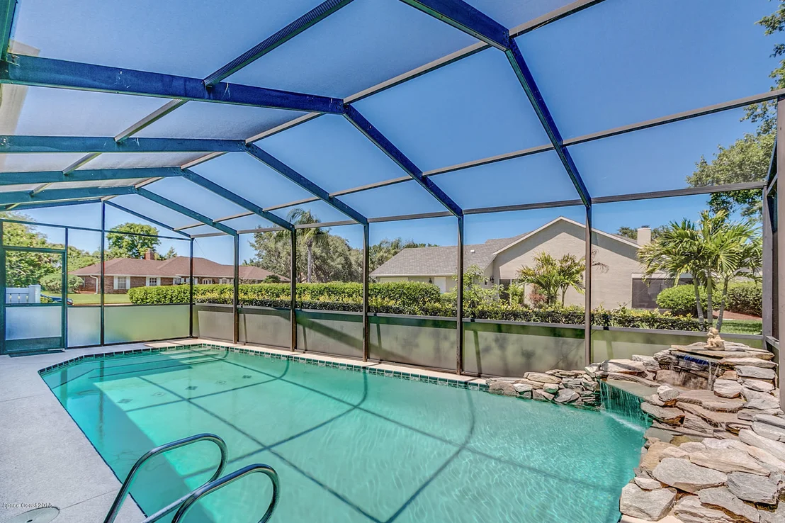 Photo of 685 Woodbridge Drive