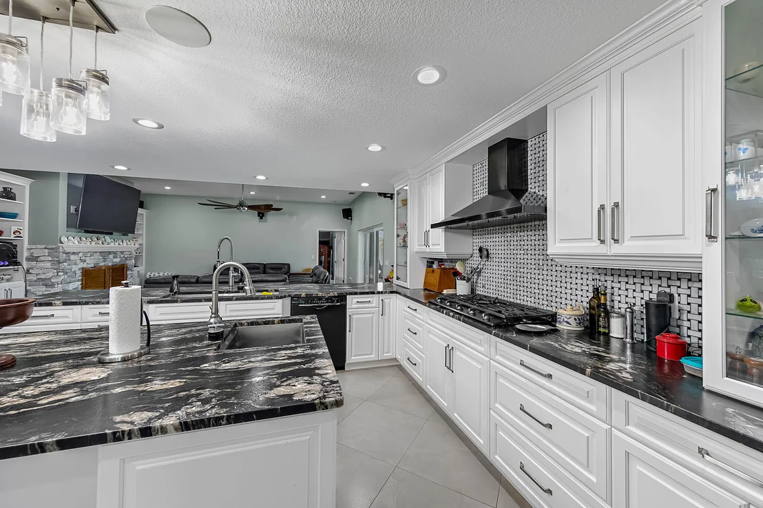 Photo of 1054 Pinetree Drive