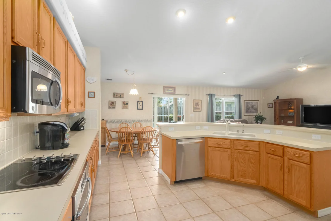 Photo of 5755 Sheffield Place