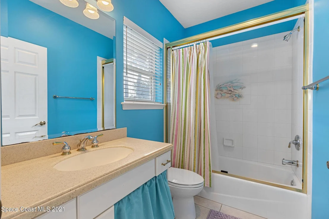 Photo of 735 Beach Street