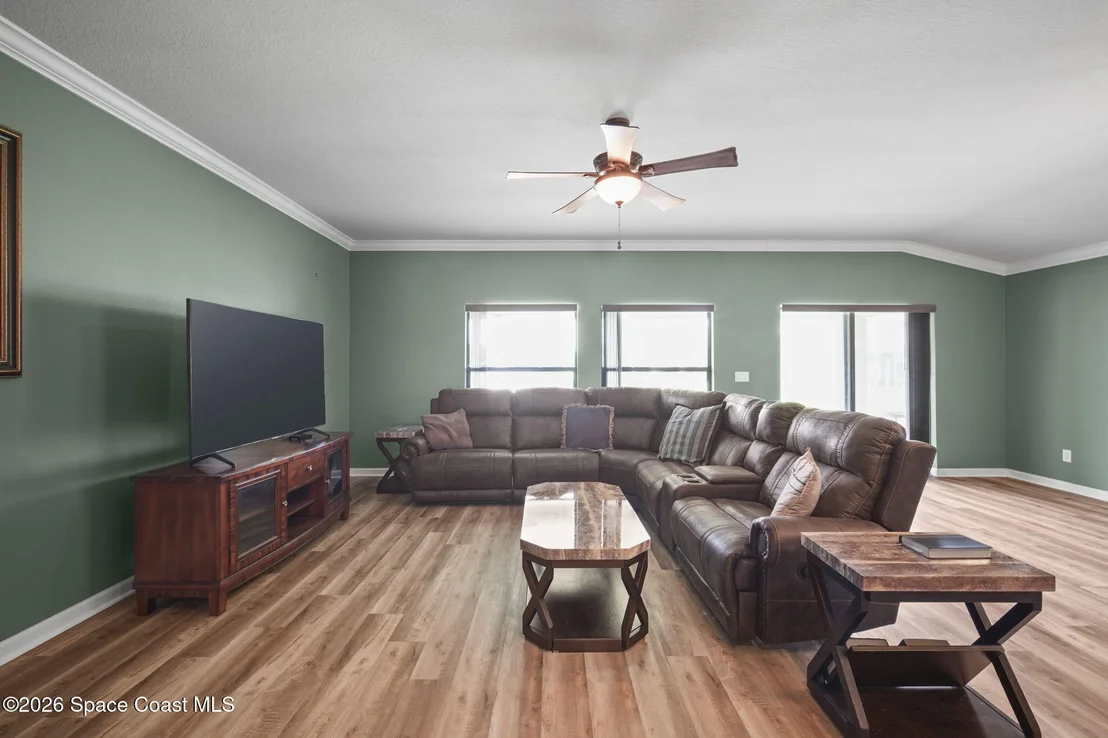 Photo of 345 Dryden Circle