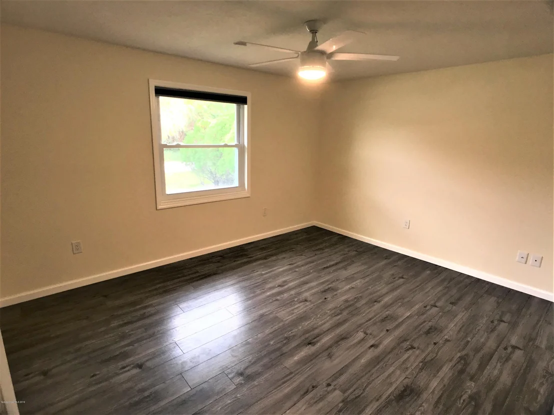 Photo of 151 Memory Lane NE