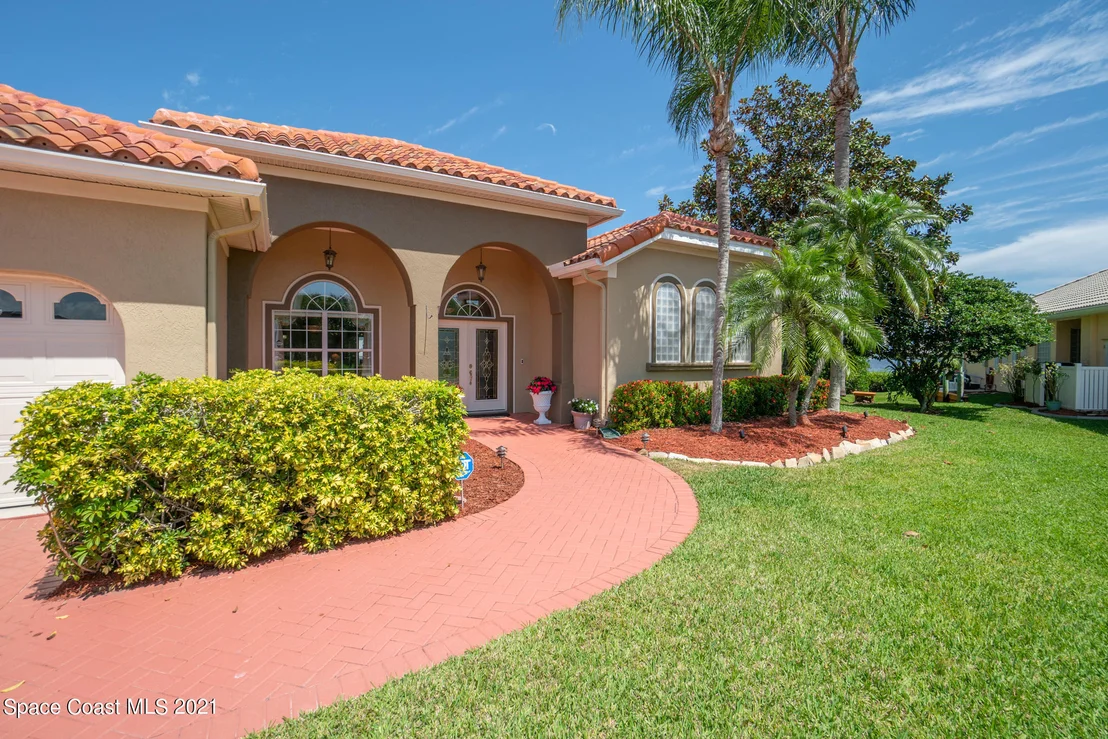 Photo of 502 Topsail Drive