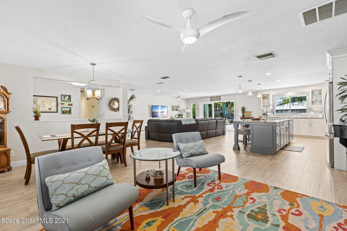 Photo of 219 Watson Drive