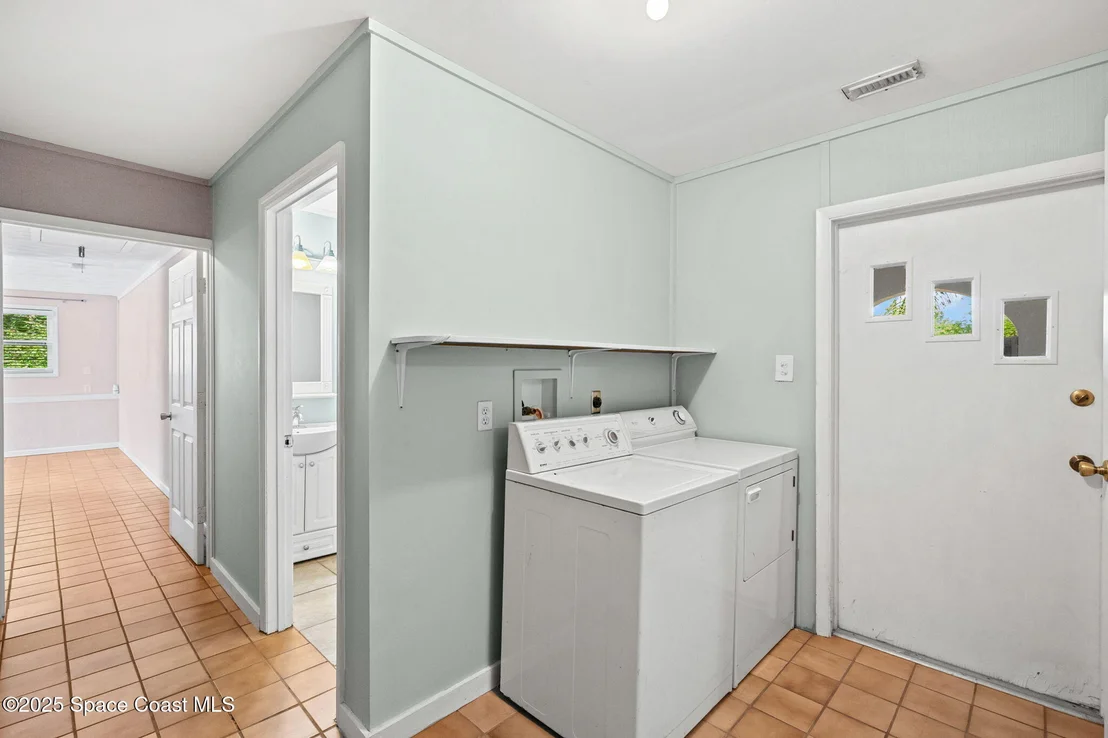 Photo of 2902 Emory Street