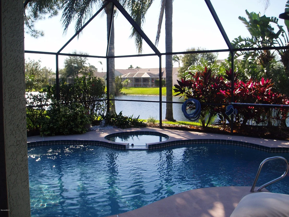 Photo of 949 Tamarind Circle