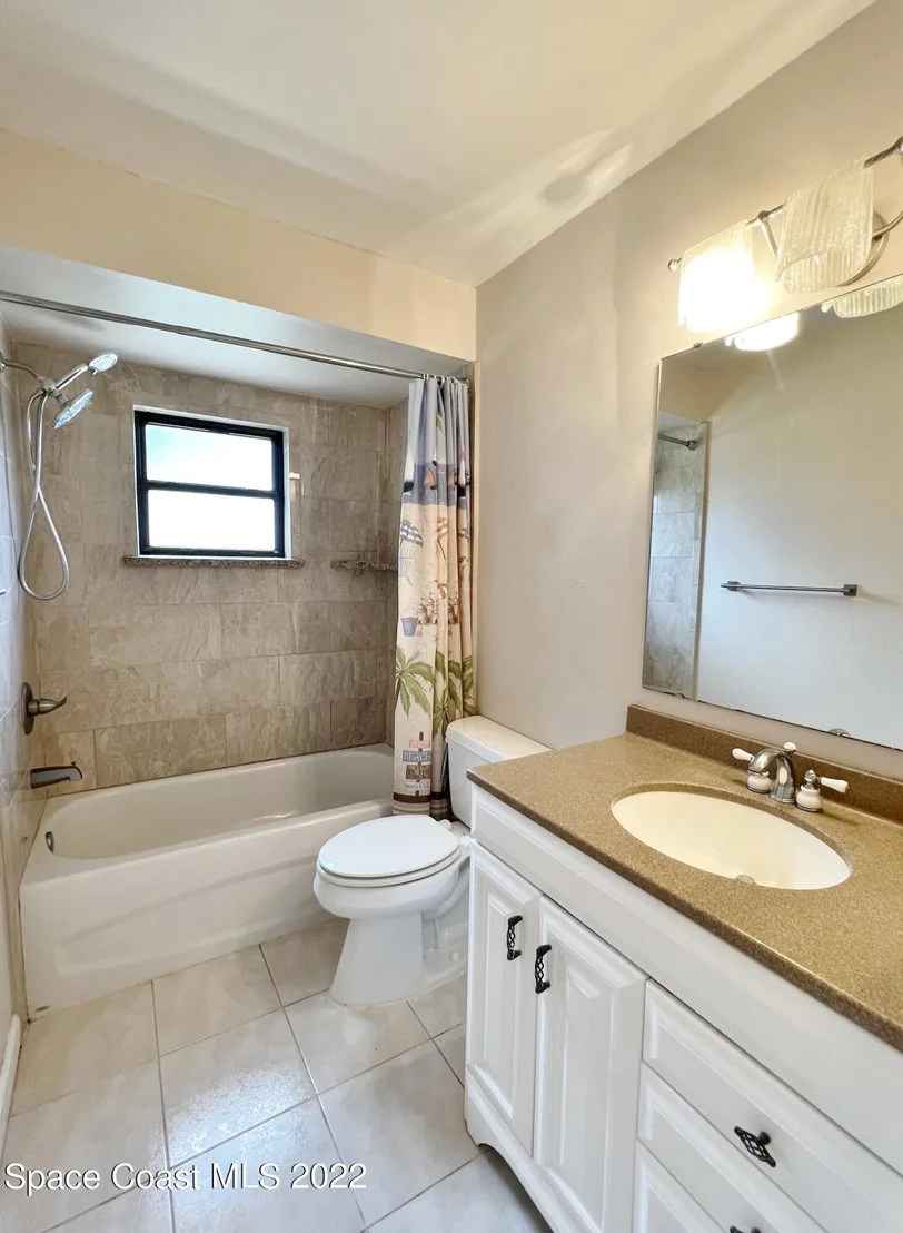 Photo of 1014 Sycamore Drive