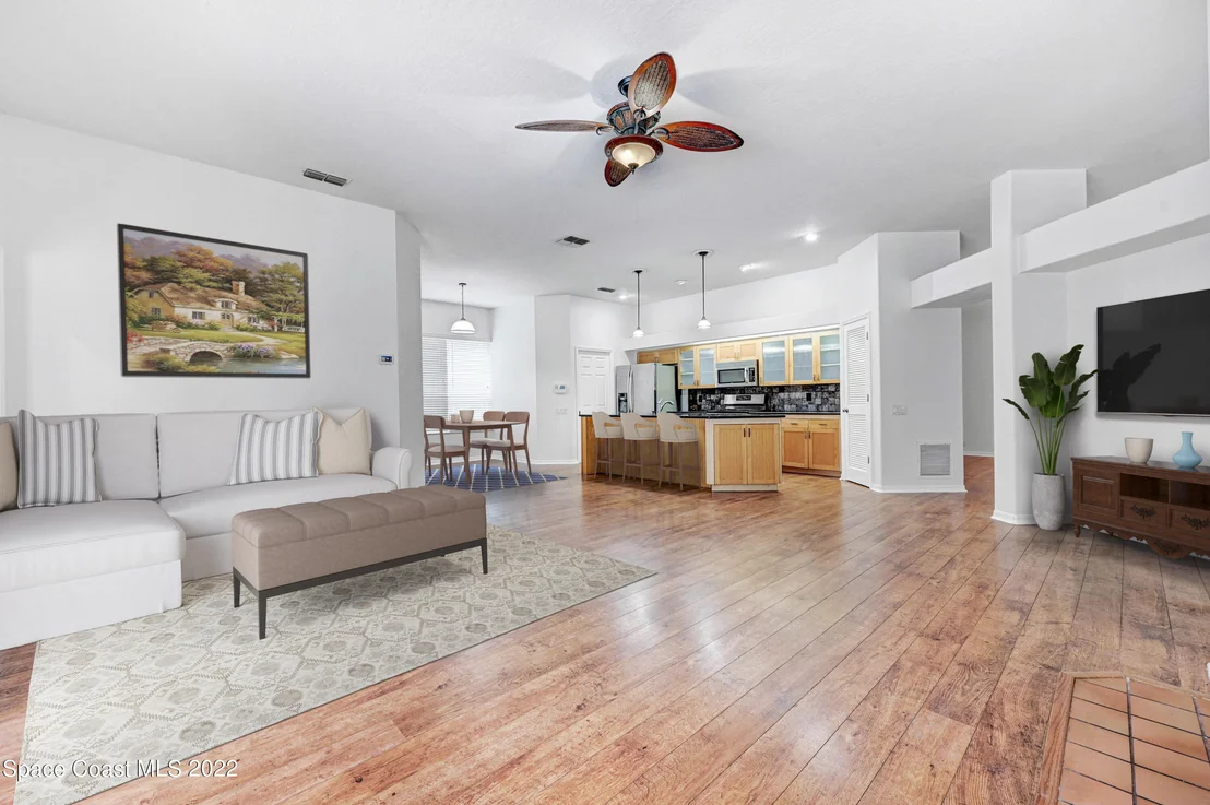 Photo of 3886 Beechgrove Road