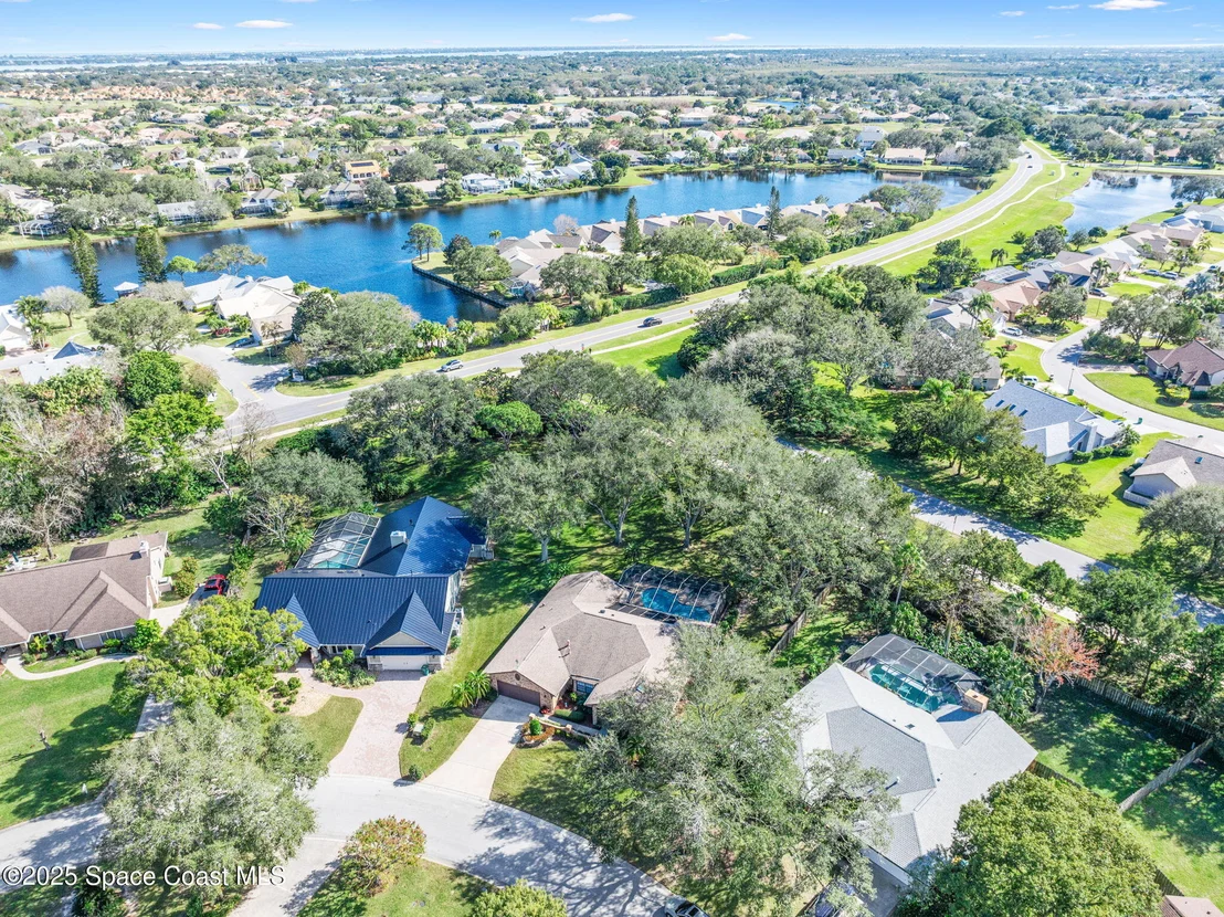 Photo of 1392 Silver Lake Drive