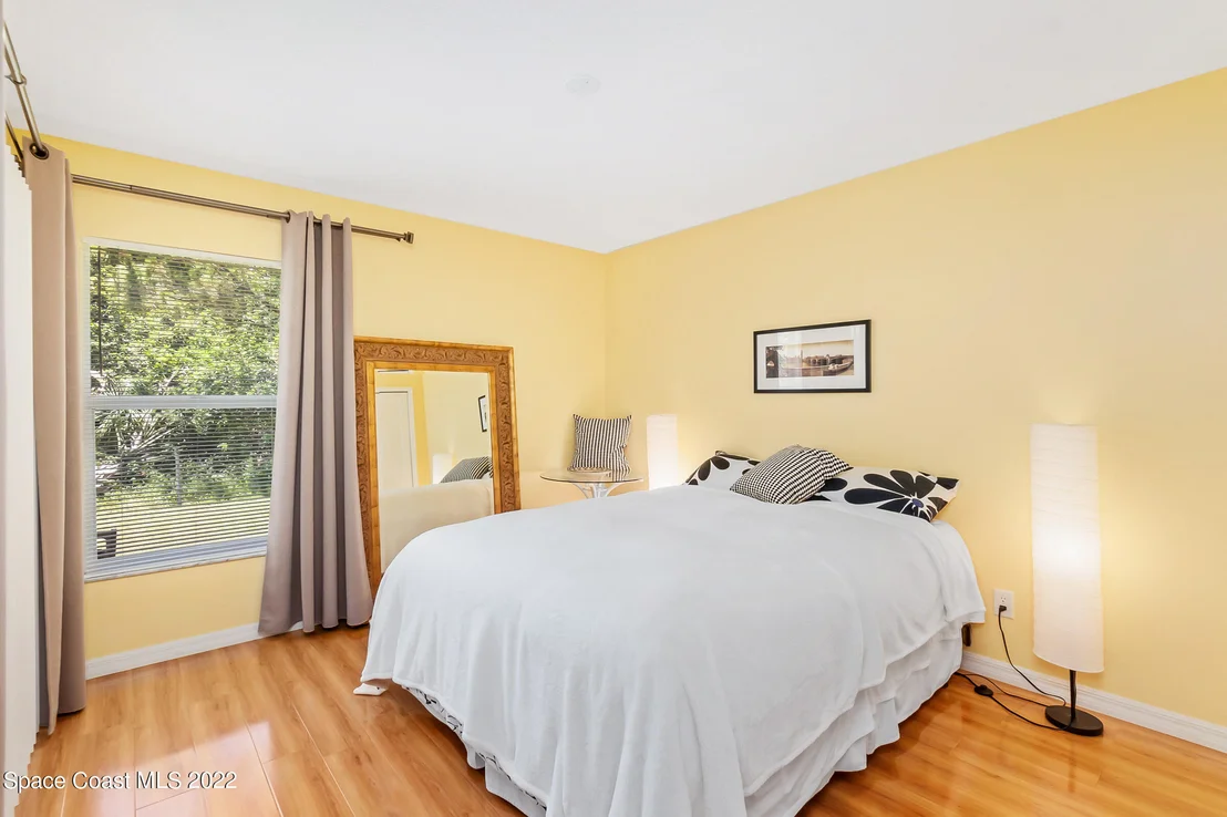 Photo of 2391 Stratford Pointe Drive