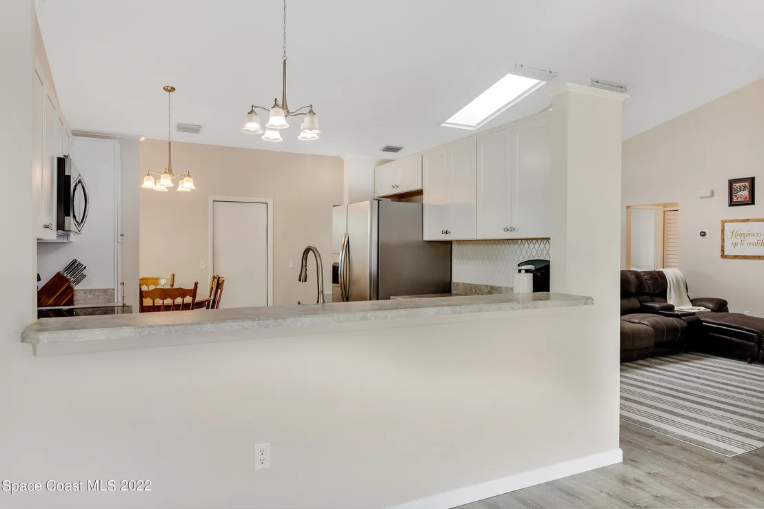 Photo of 1425 Brook Drive
