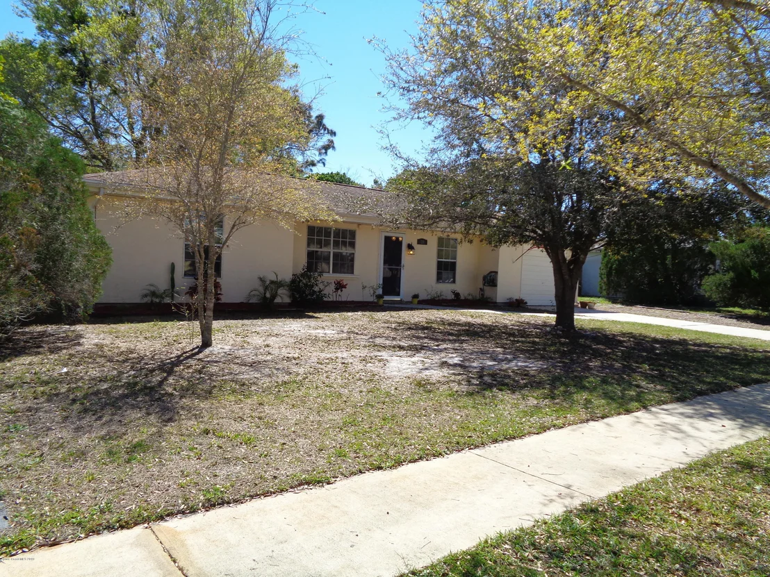 Photo of 1281 NE Bard Lane