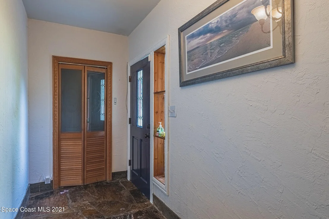 Photo of 1545 Echo Drive
