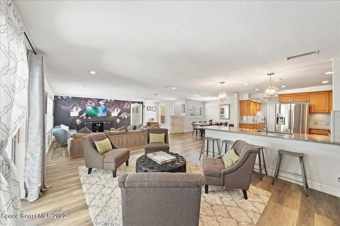 Photo of 608 Oak Ridge Drive