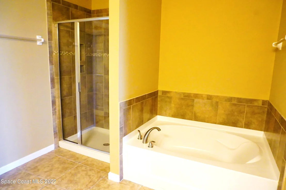 Photo of 1686 Litchfield Drive