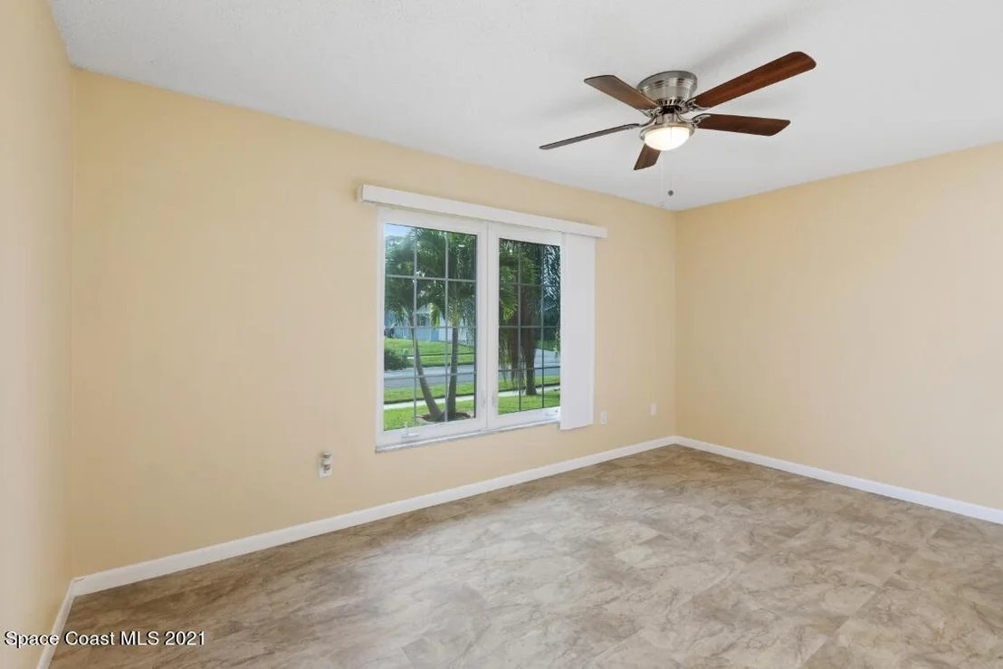 Photo of 781 Pebble Beach Avenue NE