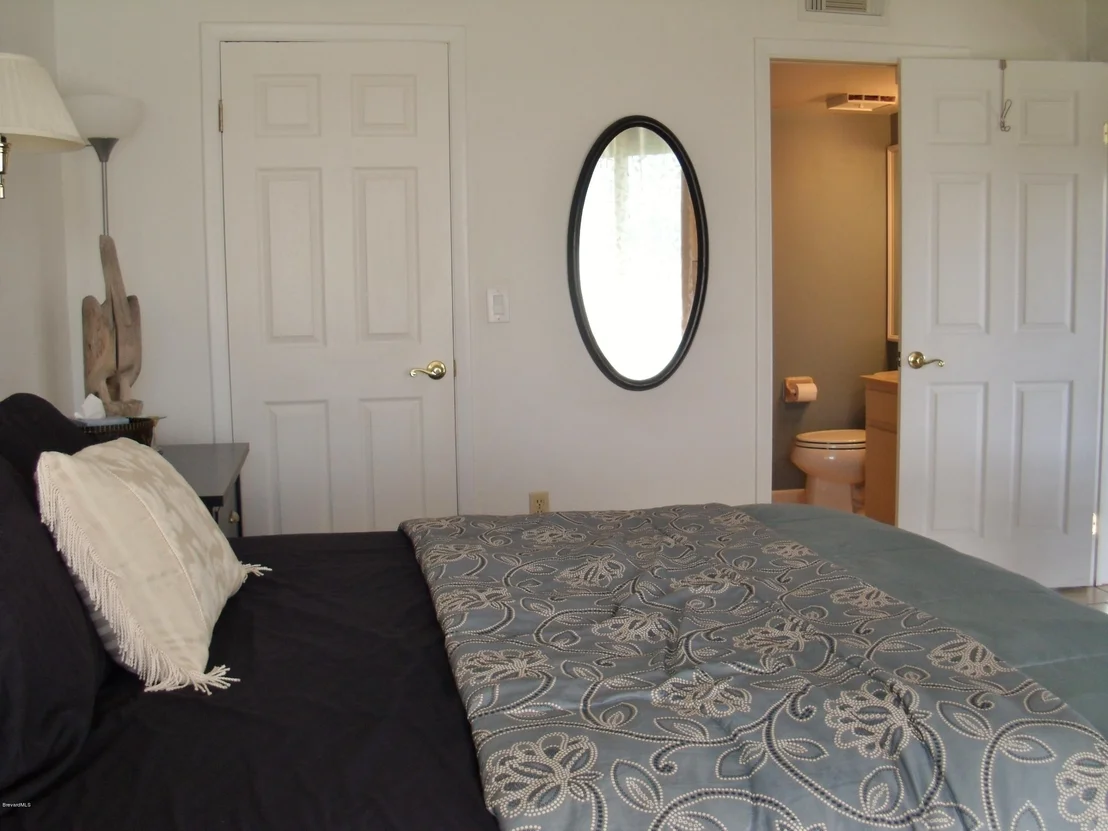 Photo of Unit 2101 at 1750 Commodore Boulevard