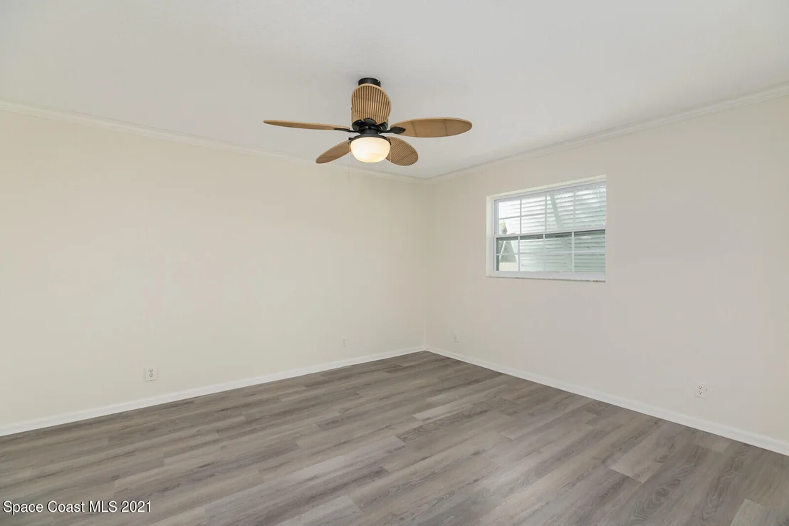 Photo of 300 Bahama Drive