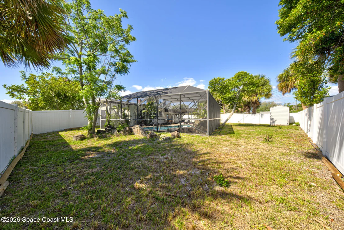 Photo of 452 Alice Drive