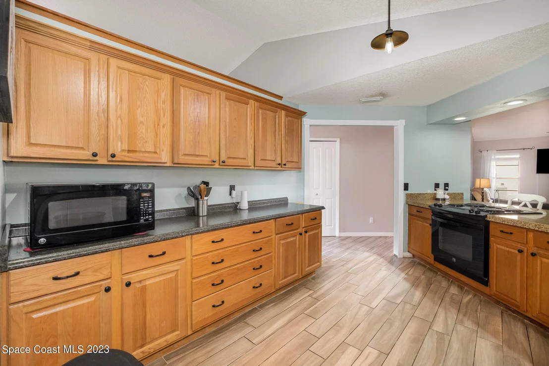 Photo of 938 Osprey Lane