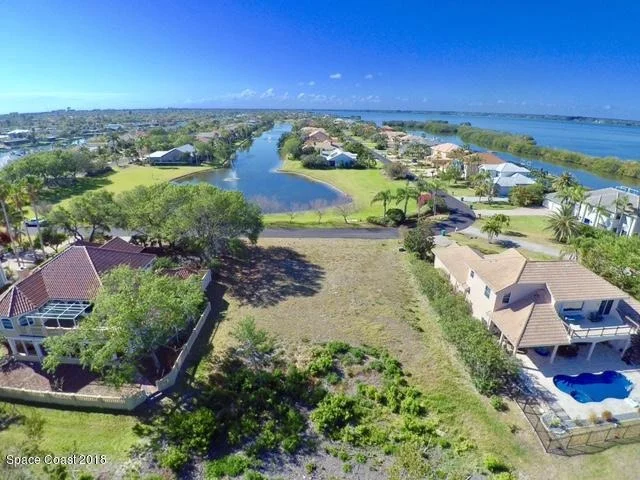 Photo of 280 Lanternback Island Drive