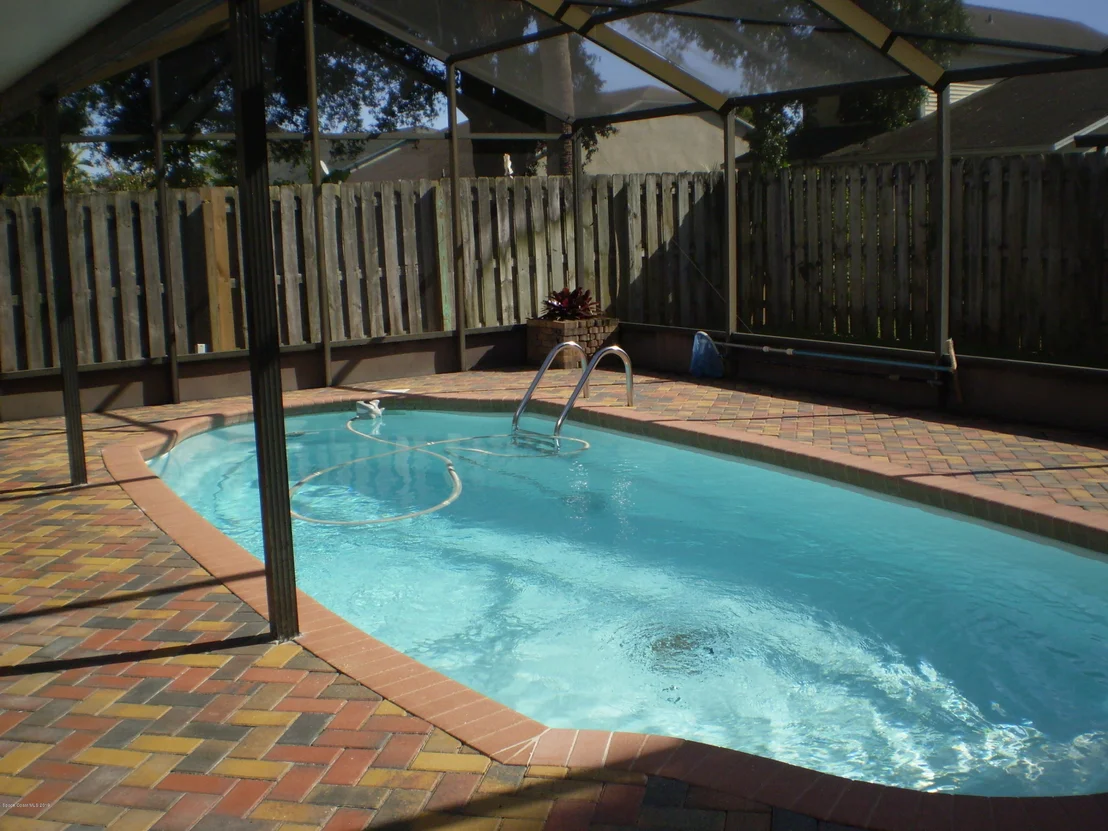 Photo of 1549 Clover Circle