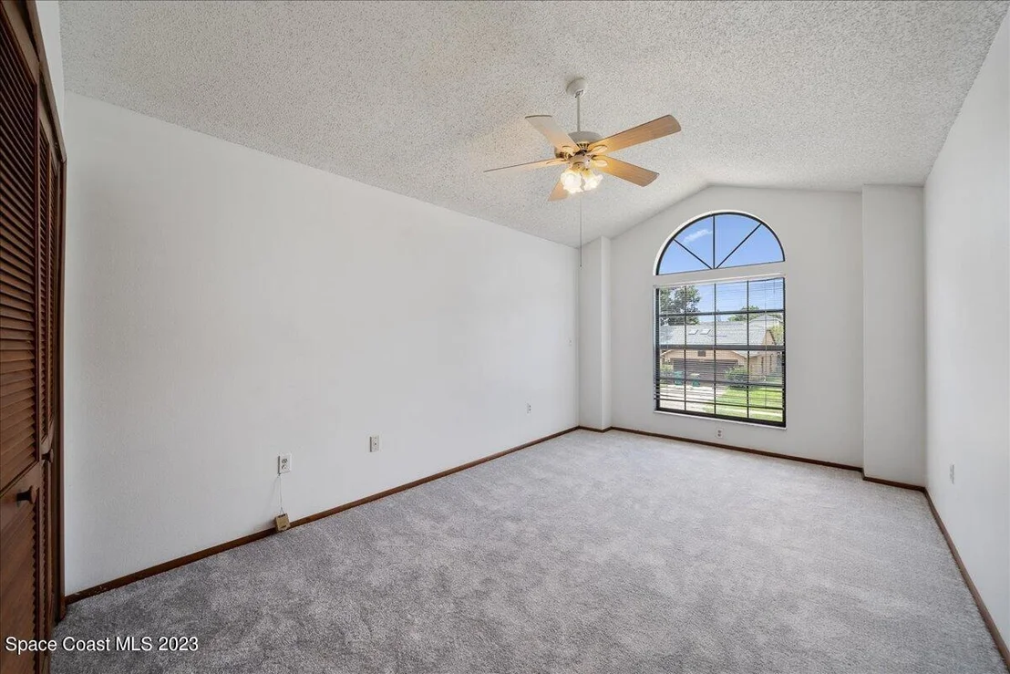 Photo of 1537 Clover Circle