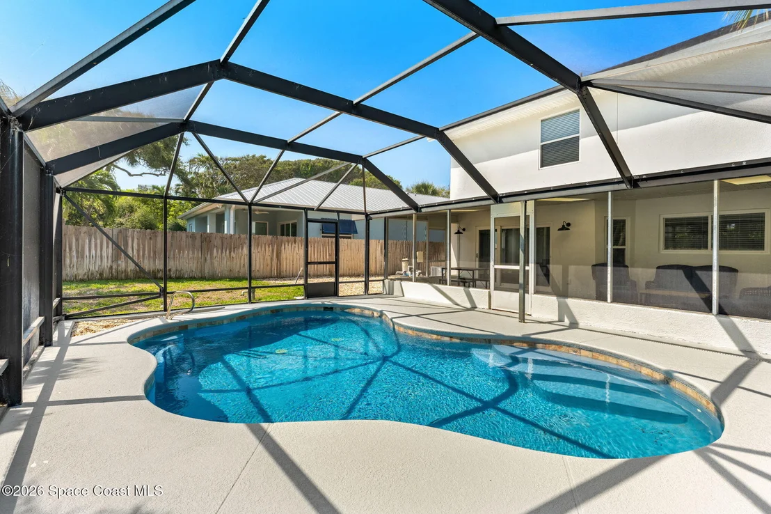 Photo of 6765 Angeles Road