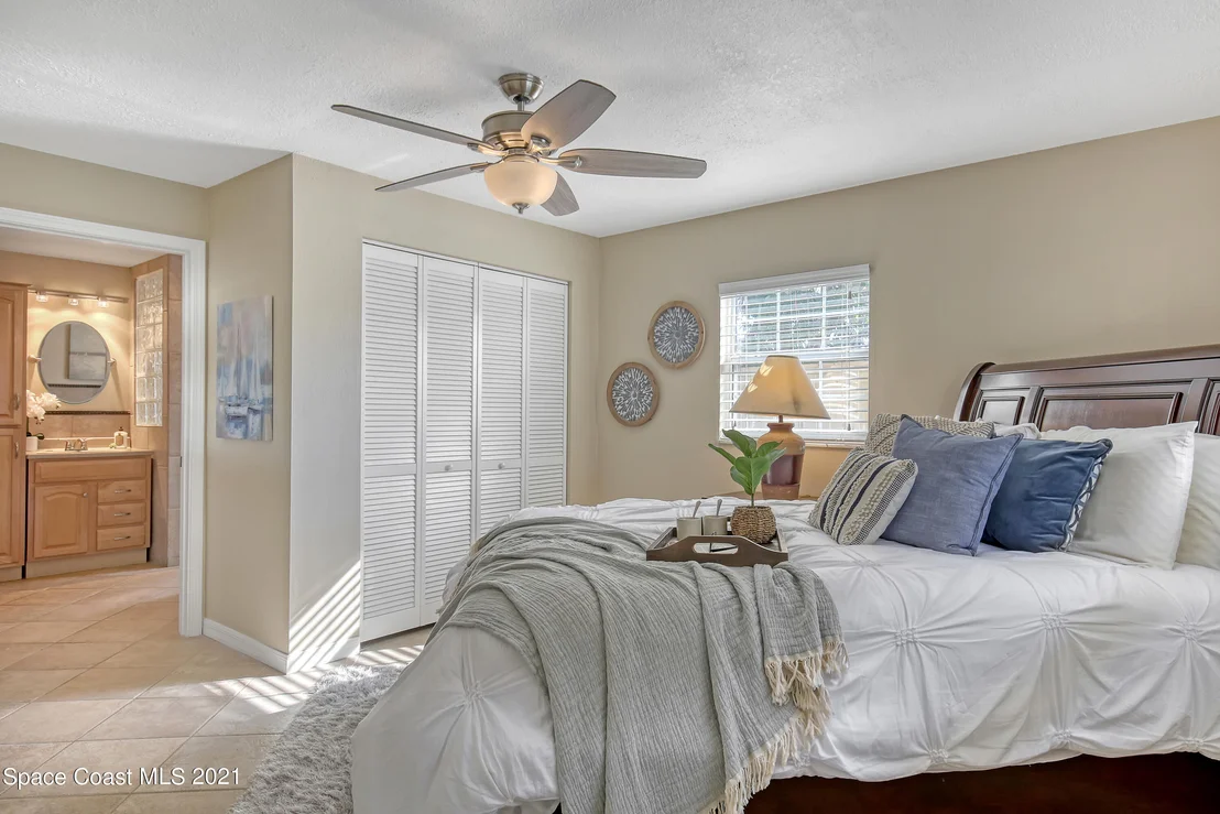 Photo of 444 Sparrow Drive